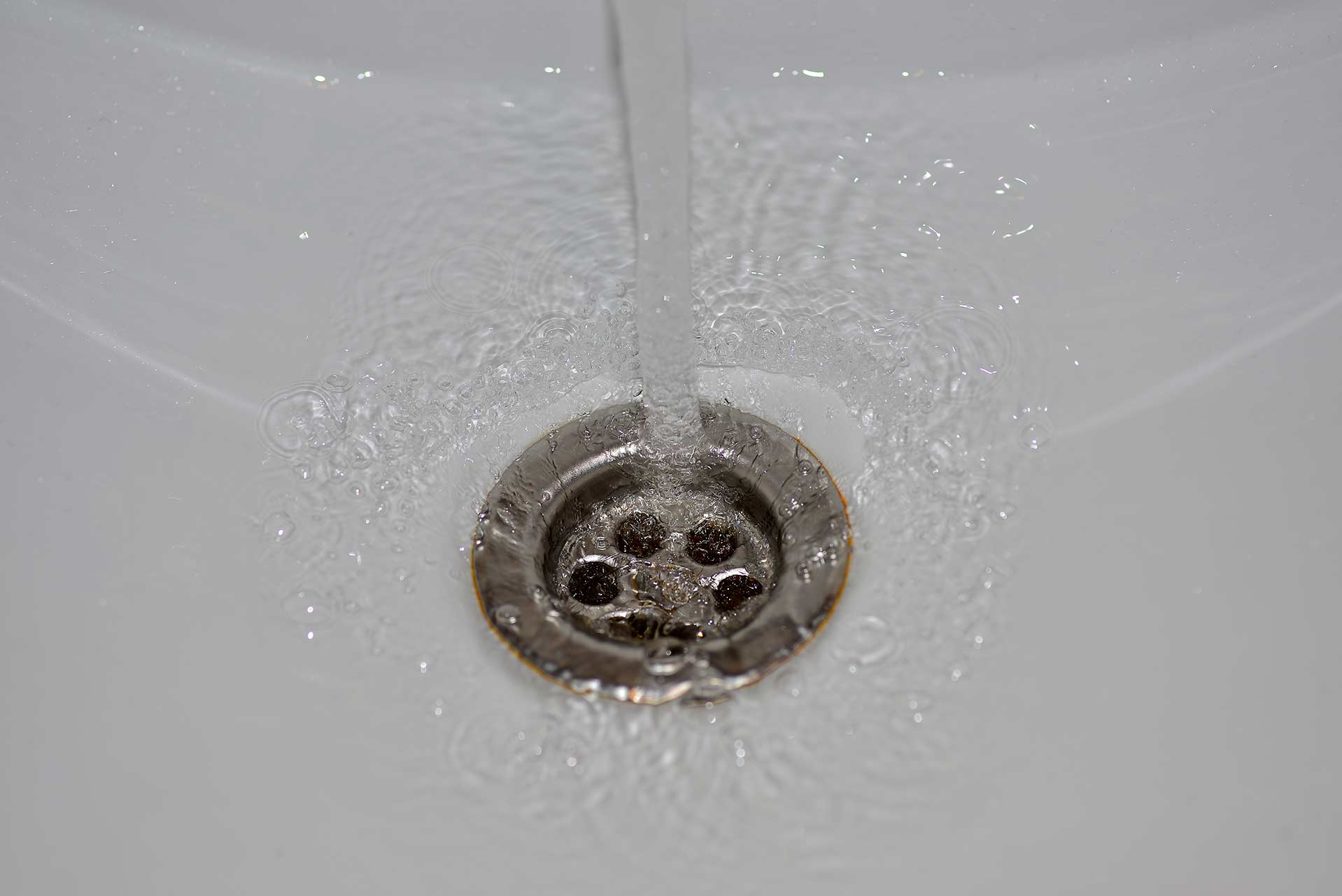 A2B Drains provides services to unblock blocked sinks and drains for properties in Forfar.